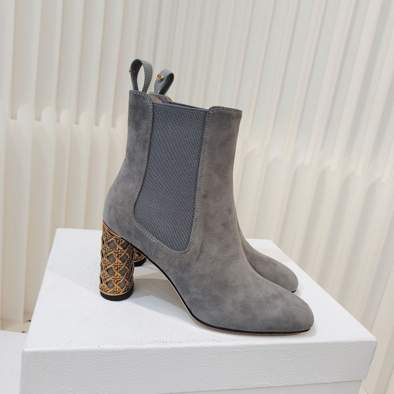 ch**an D*or boots